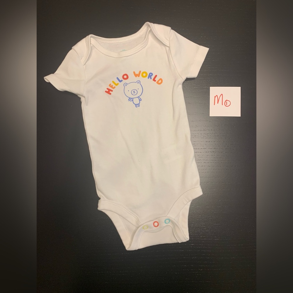 ⭐️5/$10.00⭐️ Joe Fresh 6m Onesie- Hello World